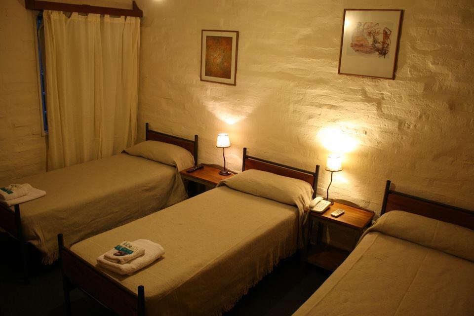 Hotel La Fundacion General Roca Esterno foto